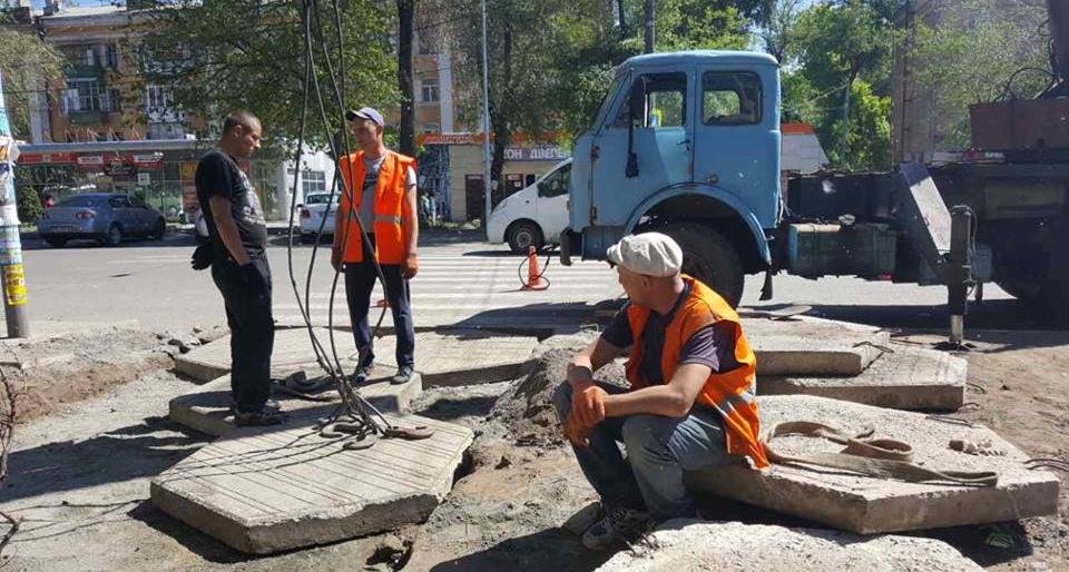 В Новомосковске реконструируют переход В Новомосковске реконструируют переход